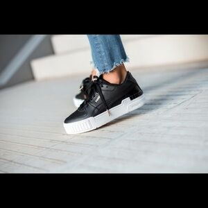 NIB Puma Womens Cali Sport Sneakers Sz: 9